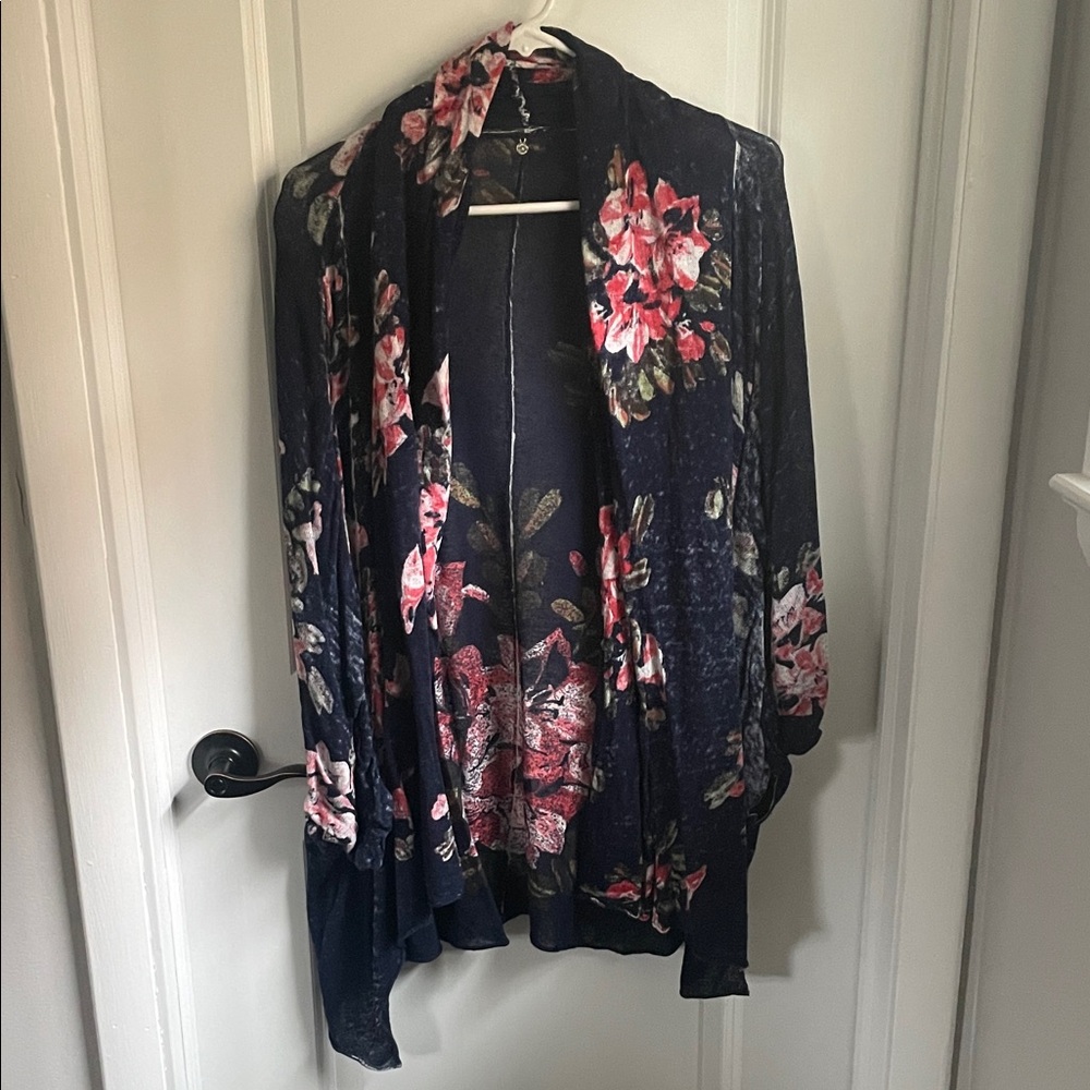 Anthropologie Knitted + Knotted Floral Women's Cardigan - Navy and Pink